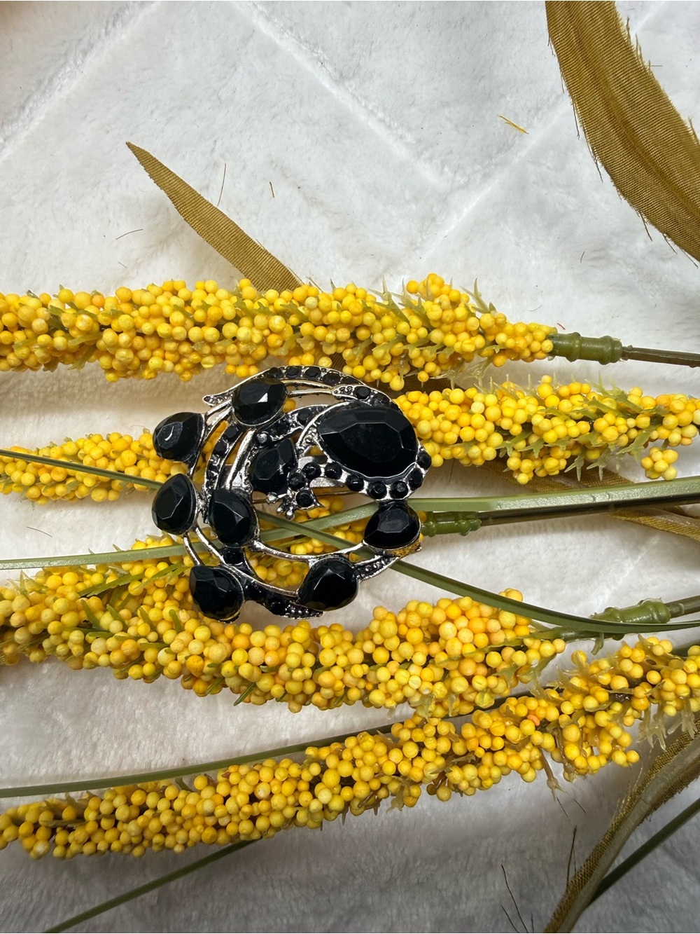 Black Teardrop Crystal Brooch - Women Jewelry